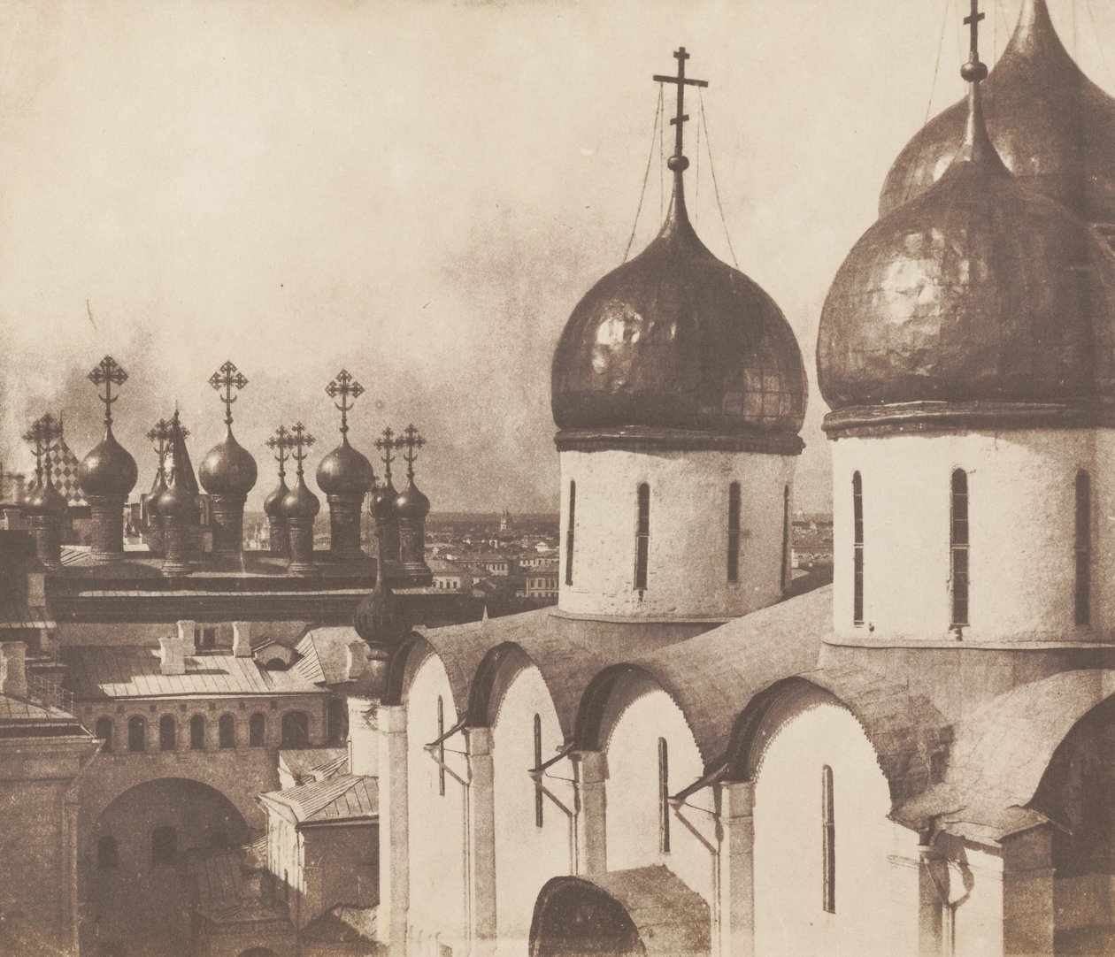 Mosca, cupole delle chiese nel Cremlino, 1852 da Roger Fenton