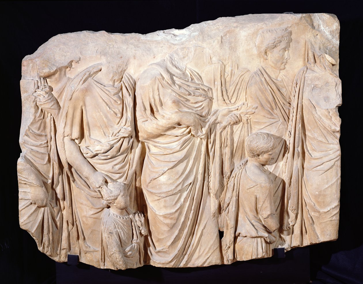 Ara Pacis Augustae, frammento di una scena di processione, 13-9 a.C. da Roman