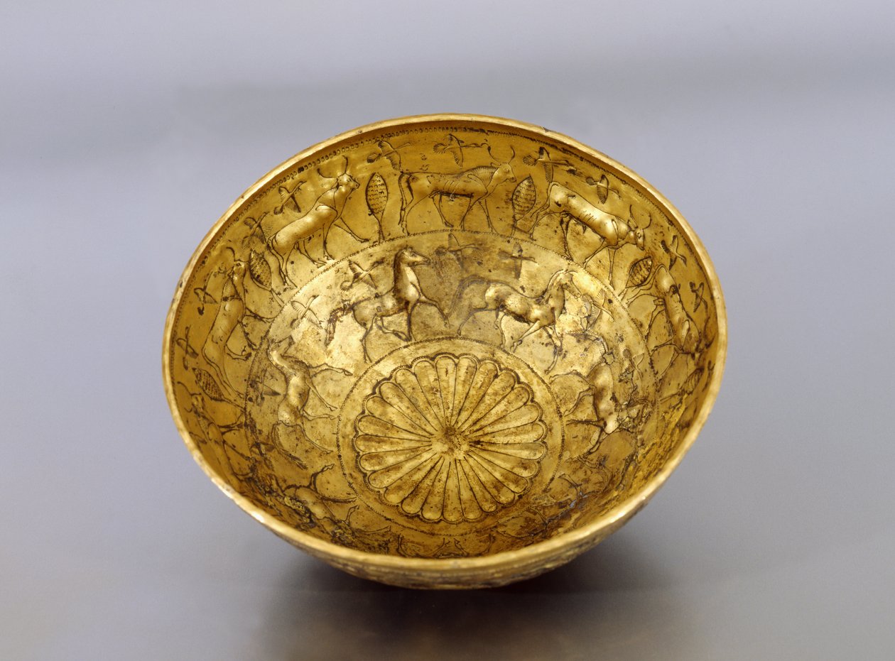 Ciotola, dalla tomba di Bernardini di Palestrina (oro) da Roman