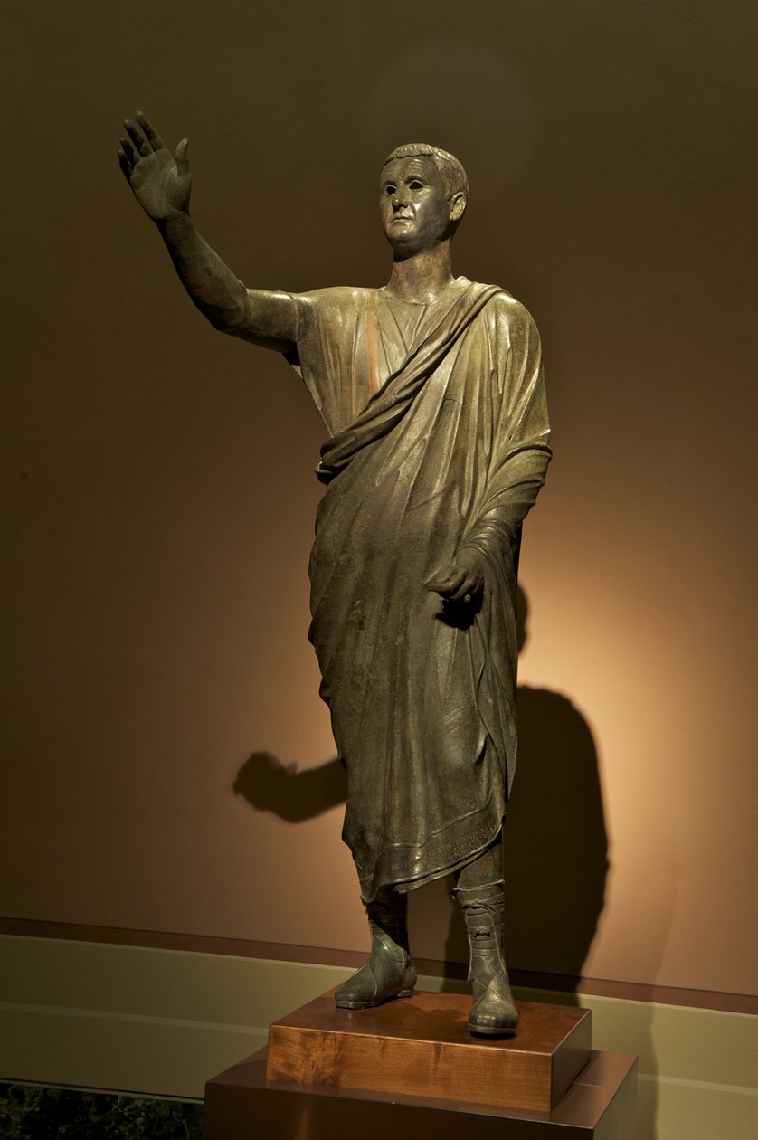 Statua etrusca di Aule Metele, L