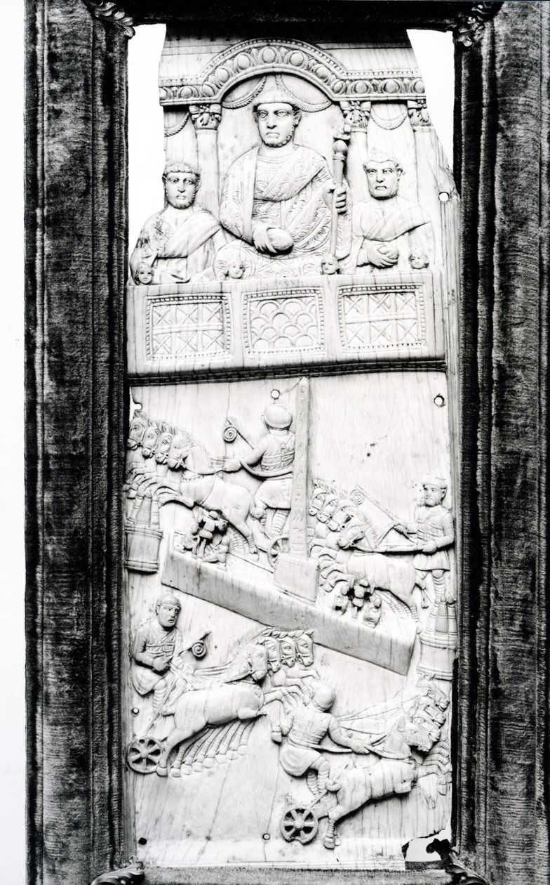 Foglia dal dittico di Lampadii, c.355 d.C. da Roman