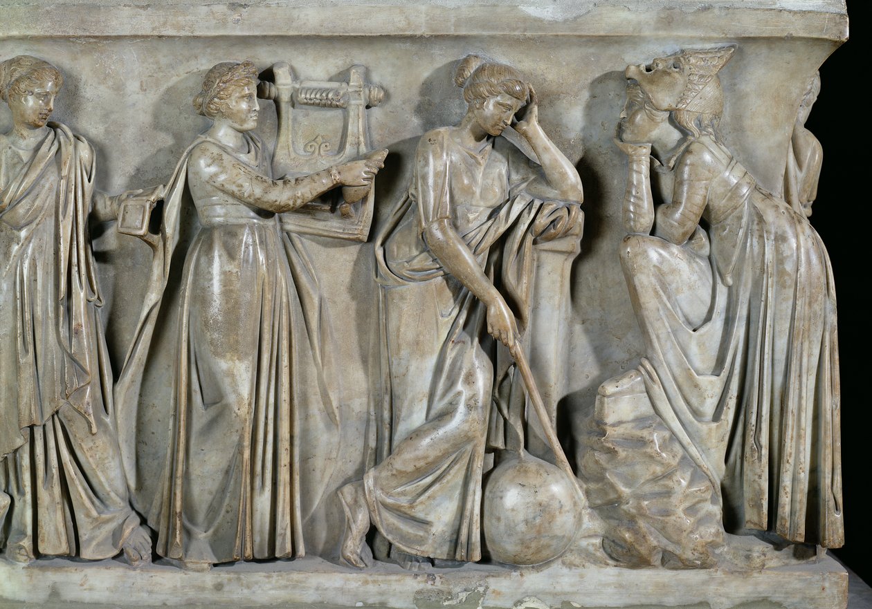 Sarcofago delle Muse, dettaglio che raffigura Tersicore, Urania e Melpomene, c.160 d.C. da Roman