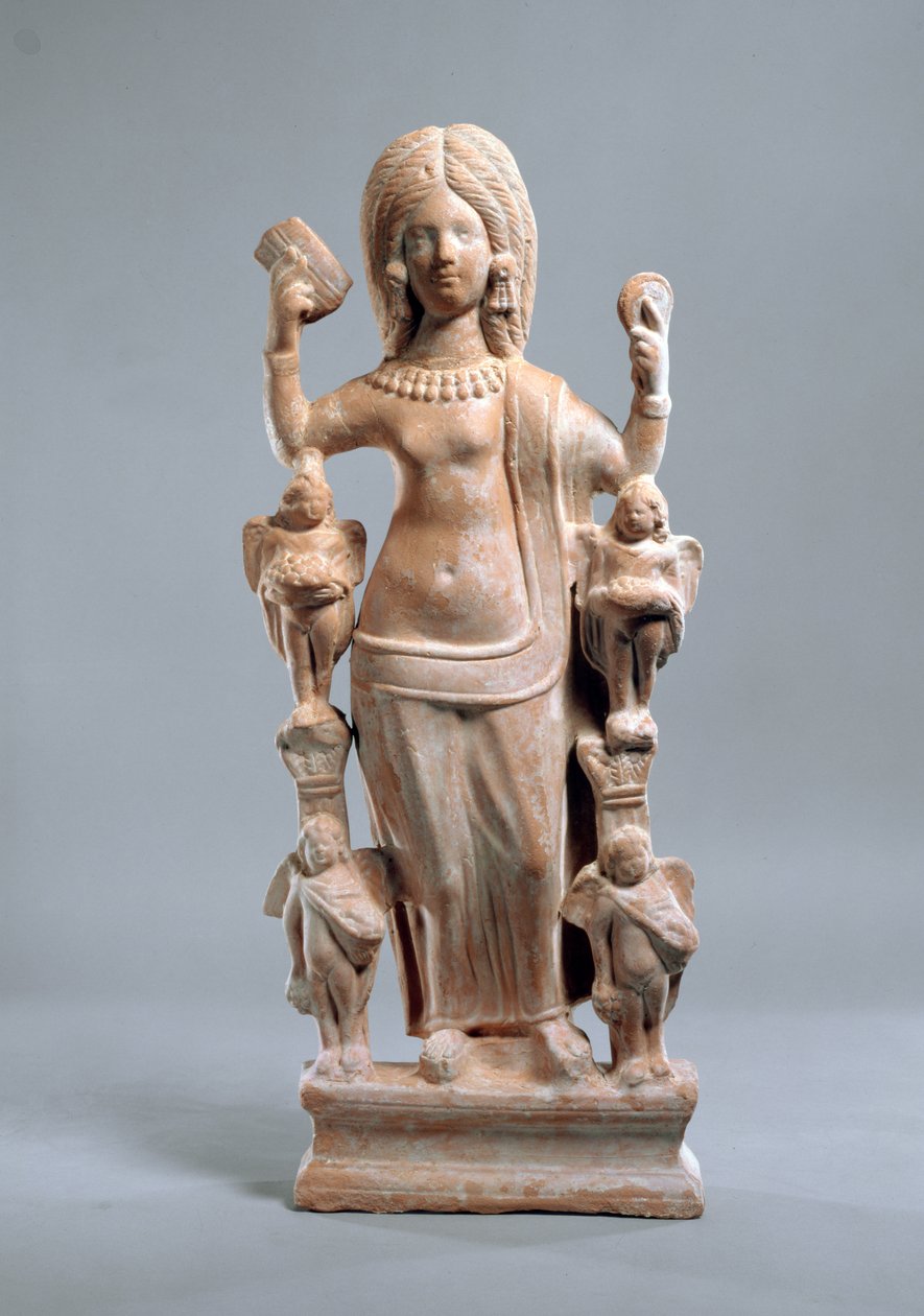 Statuetta di una donna (forse Venere) che tiene un pettine e uno specchio, III secolo da Roman