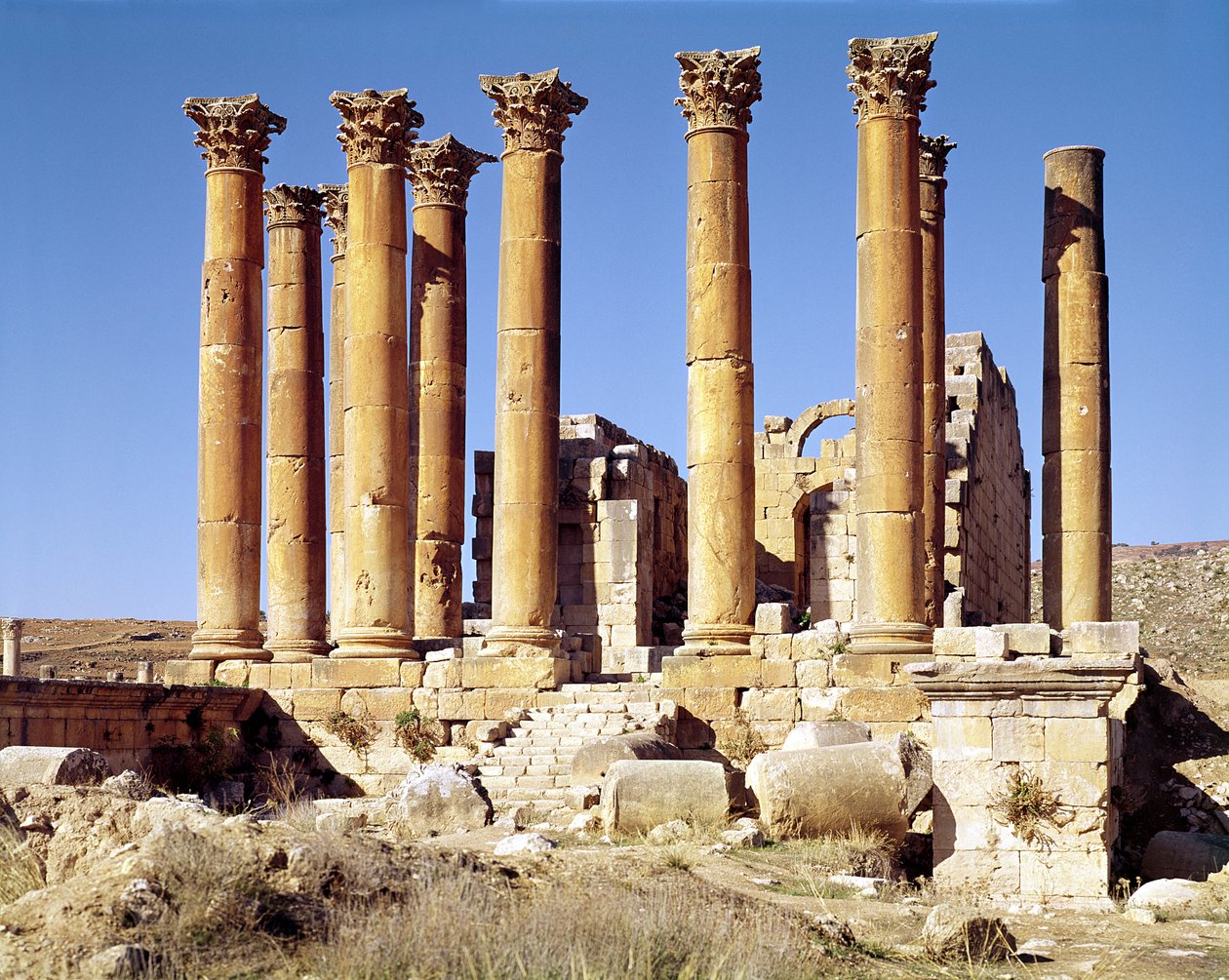 Vista del Tempio di Artemide, costruito c.386 d.C. da Roman