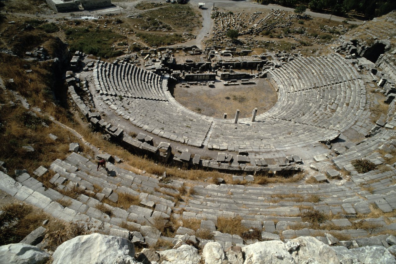 Vista del teatro, I-II secolo d.C. da Roman
