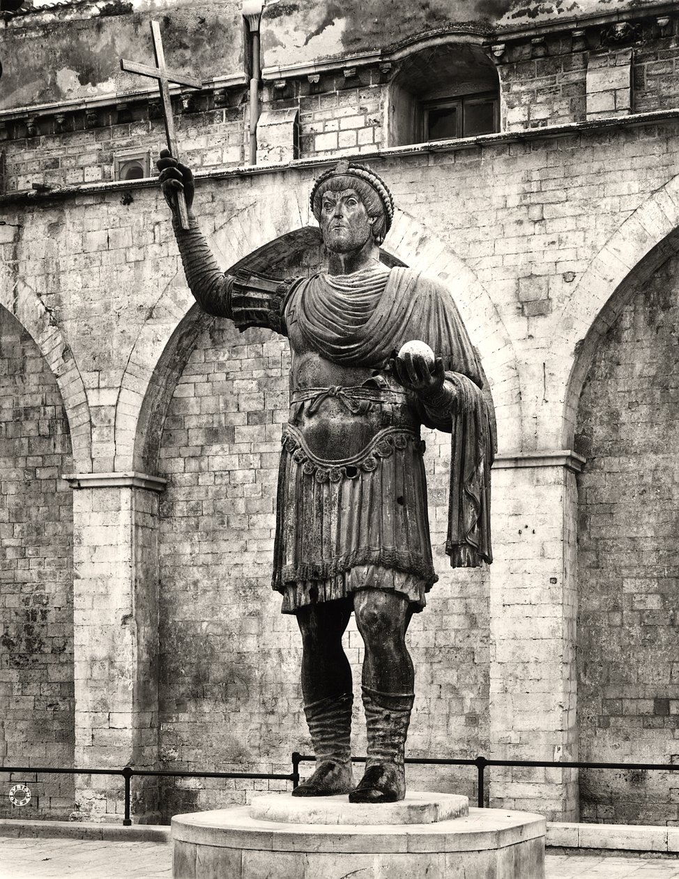 Statua colossale possibilmente dell