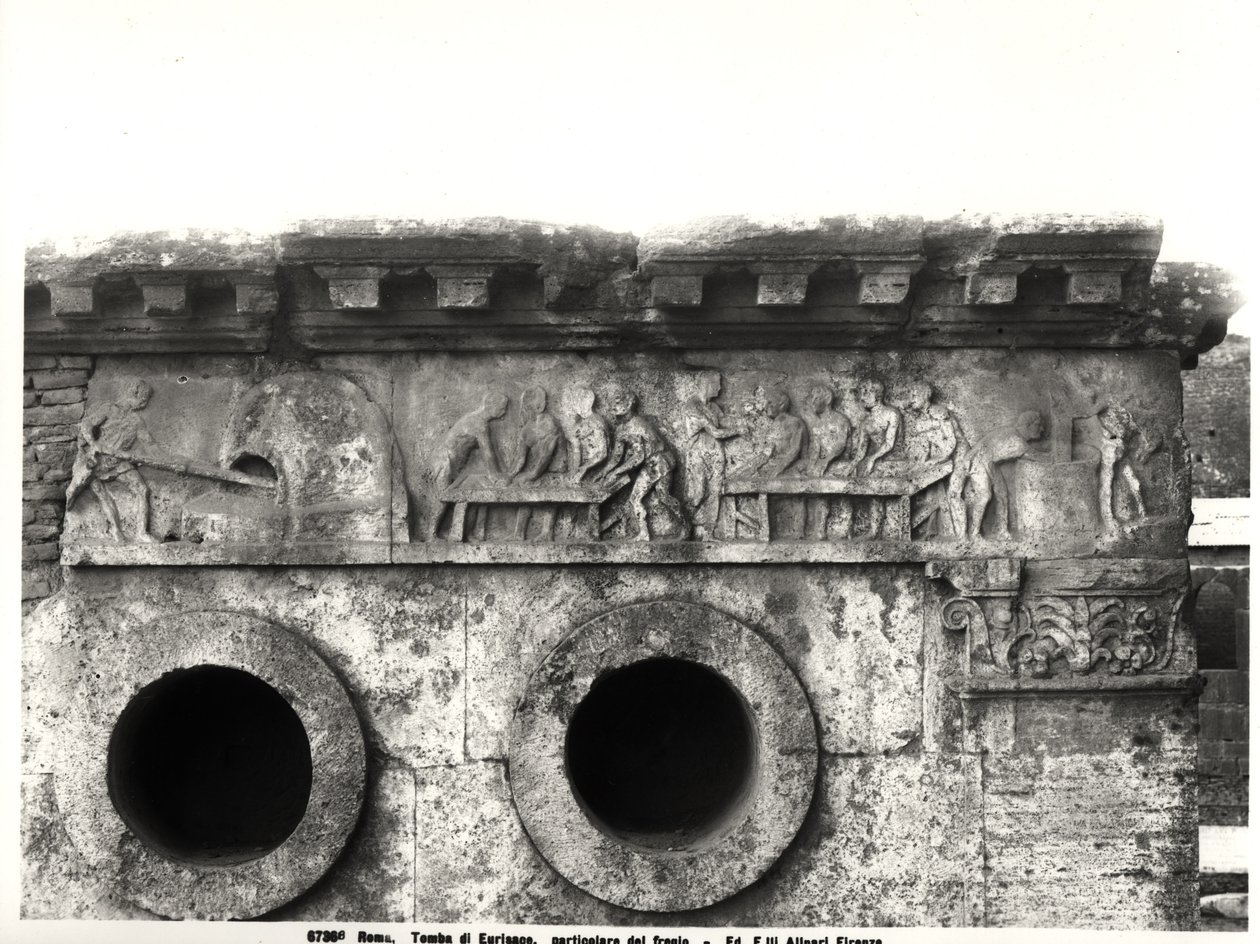 Rilievo dal fregio che raffigura il processo di panificazione, c.30 a.C. (dettaglio) da Roman