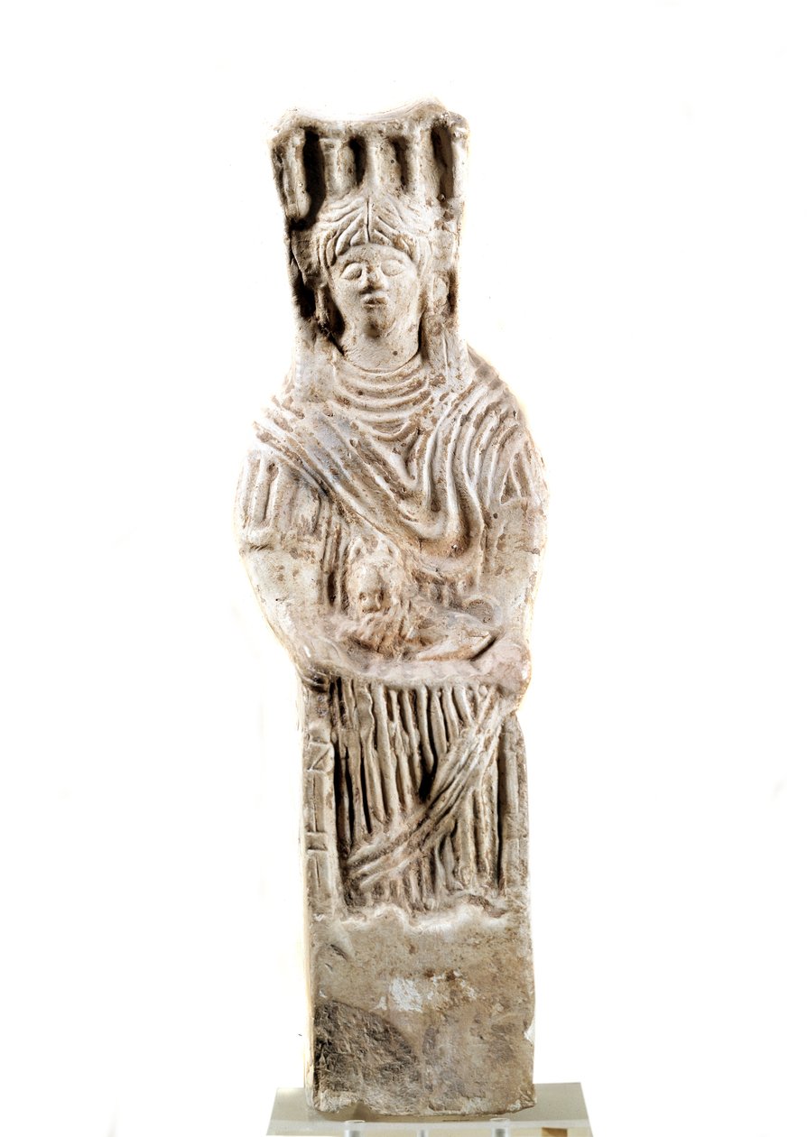 Rappresentazione della divinità Cibele seduta su un trono. Intorno al III secolo a.C. Saint Germain, Museo delle Antichità da Roman