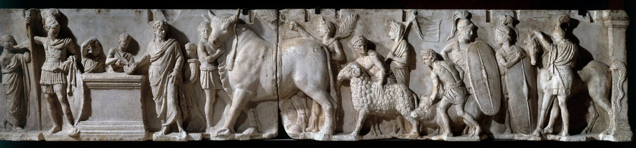 Arte romana: altare di Domizio Enobarbo. 100 a.C. Scena di sacrificio al dio Marte. rilievo su marmo da Roman