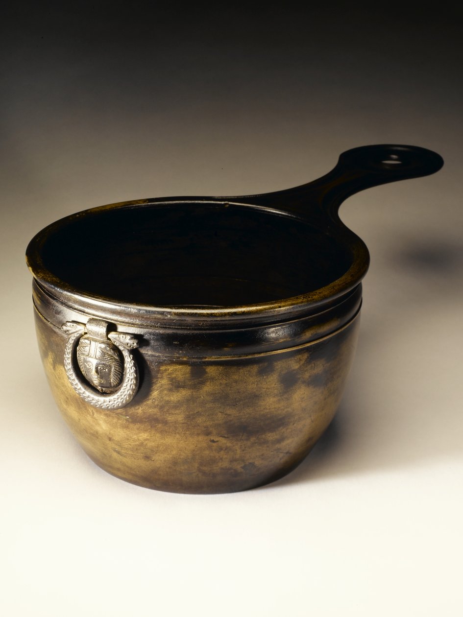 Padella con interno stagnato, dal Loch Crannog di Dowalton, Wigtownshire da Roman