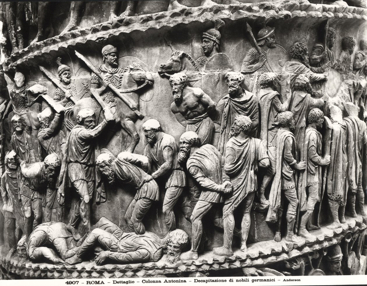 La decapitazione dei nobili tedeschi, (dettaglio) dalla Colonna di Marco Aurelio da Roman
