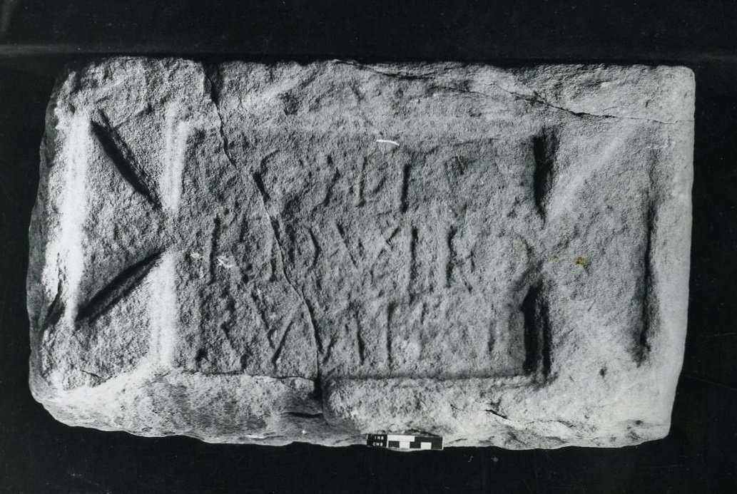 Pietra Centuriale della Coh. I Vardullorum da Roman Roman