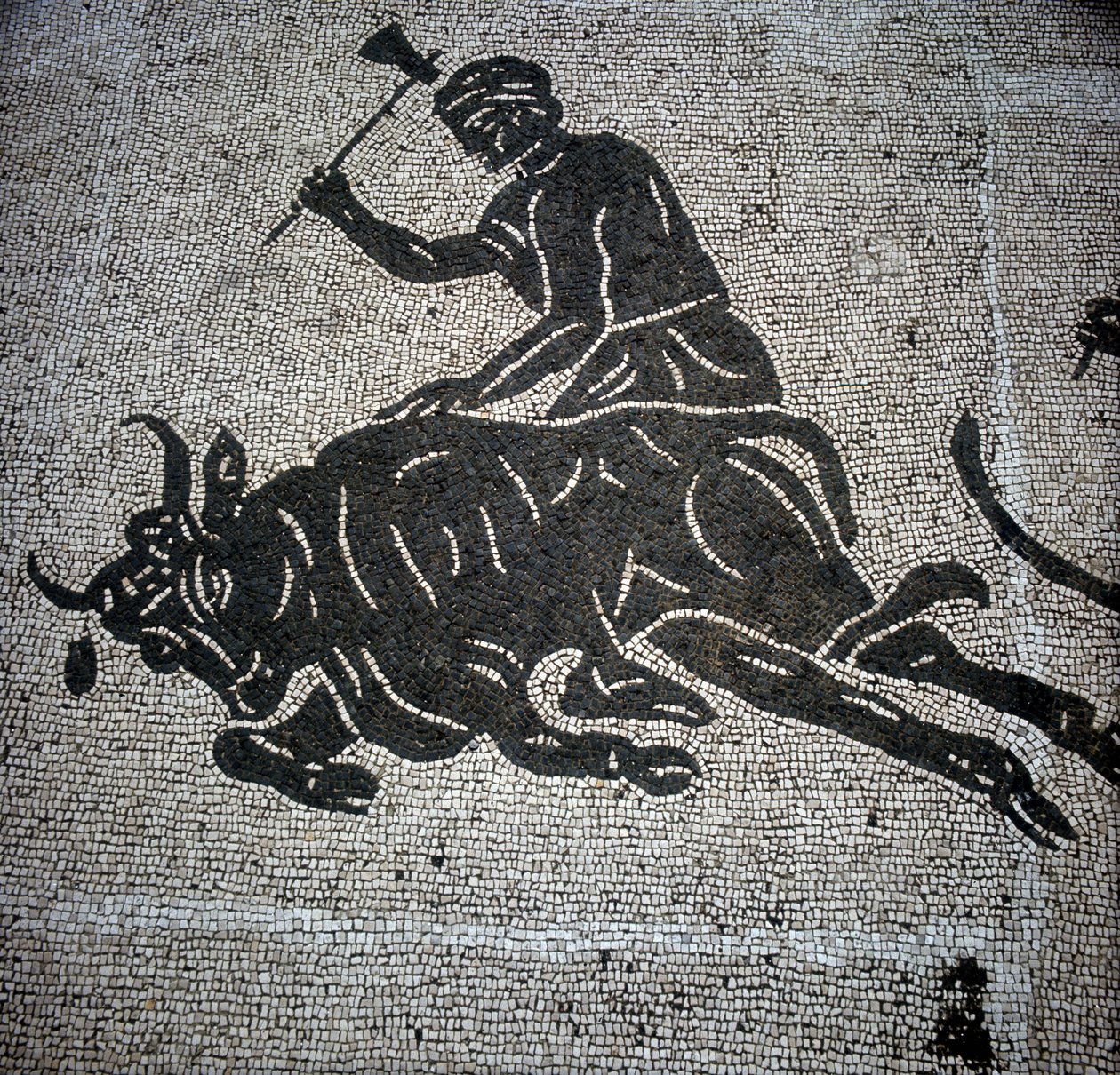 Mosaico raffigurante una scena di macellazione di un toro trovato a Ostia (vicino a Roma). Attualmente conservato nell
