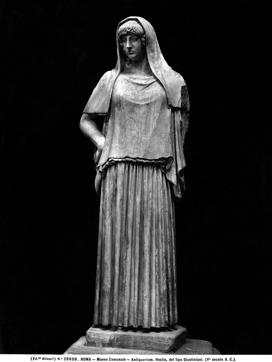 Statua di Estia da Roman Roman