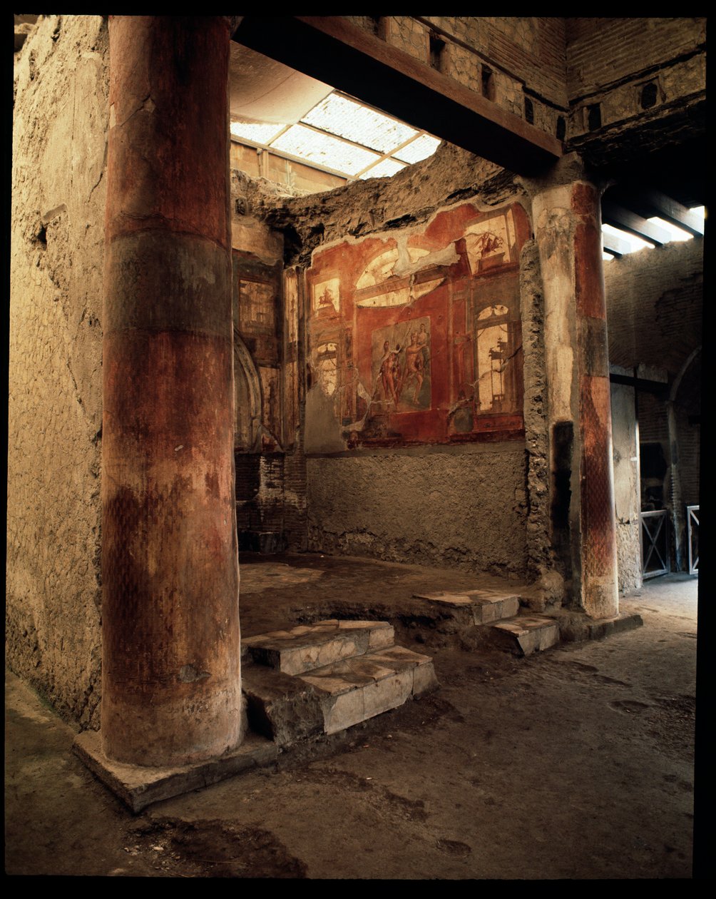 Veduta del Collegio degli Augustali, V secolo a.C.-I secolo d.C. da Roman Roman