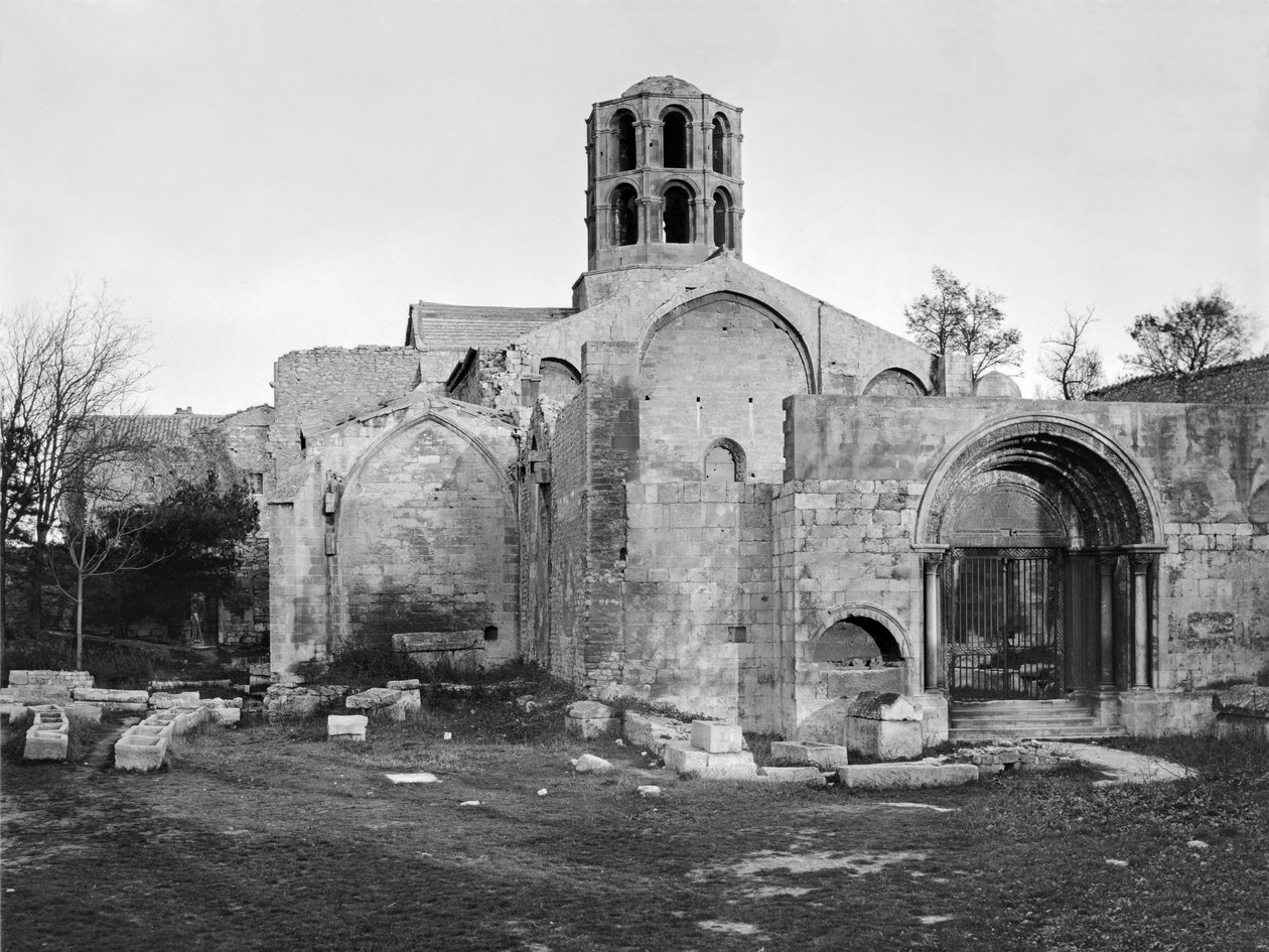 Chiesa di Saint-Honoratus a Les Alyscamps da Romanesque