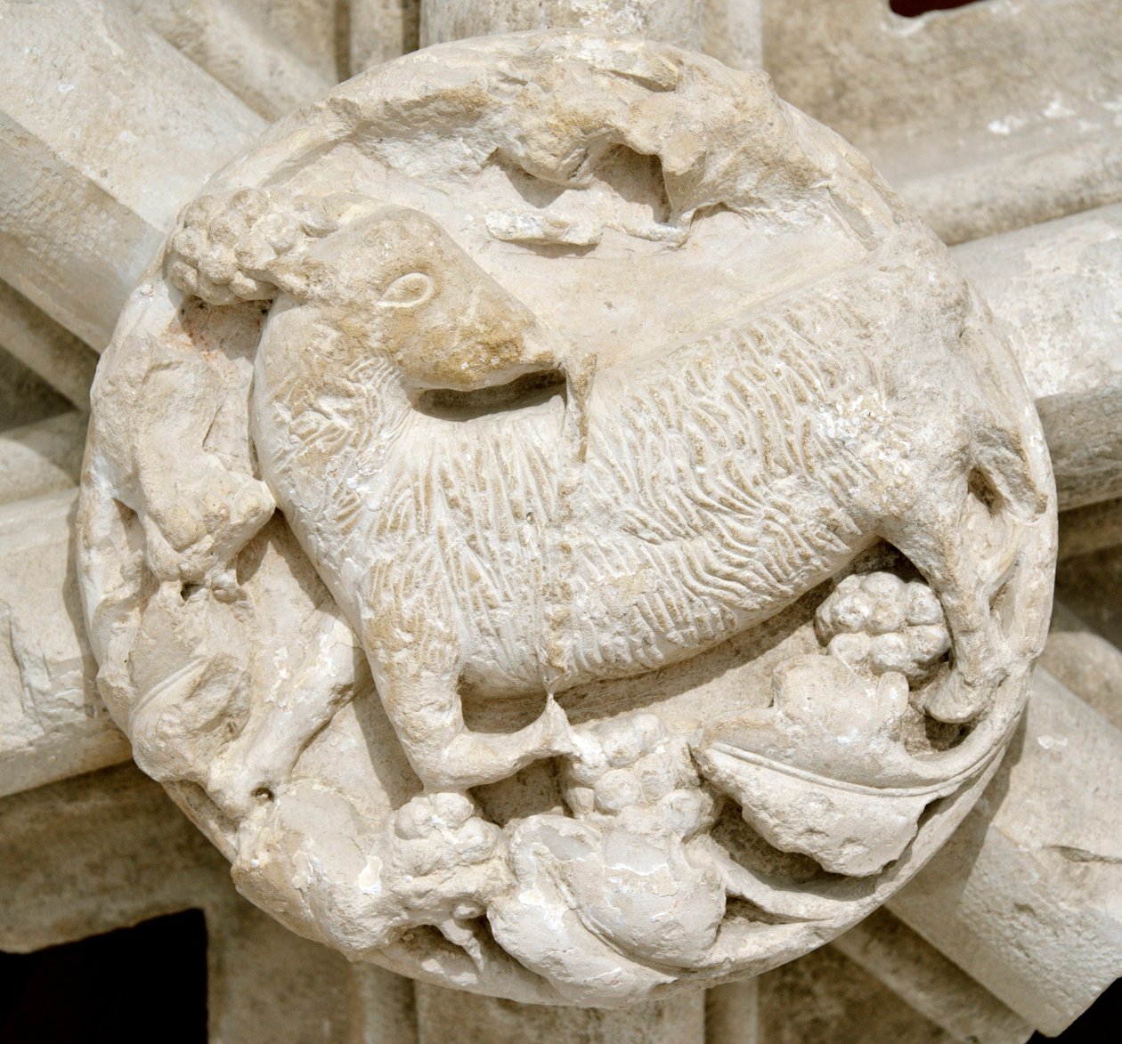 Un agnello (dettaglio) da Romanesque