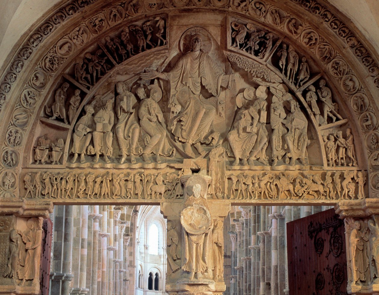 Timpano della Basilica di Vézelay che rappresenta Cristo in maestà da Romanesque