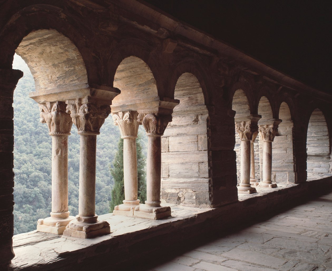 Vista del Priorato da Romanesque