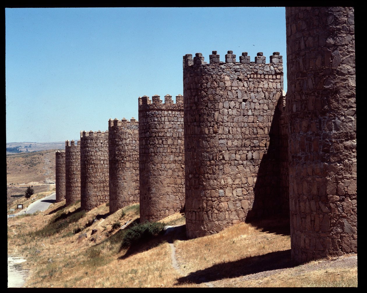 Veduta delle mura di Avila, Spagna da Romanesque