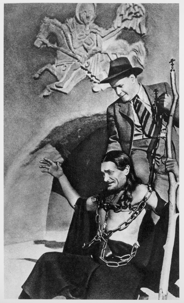 Sergei Eisenstein e Vsevolod Pudovkin durante le riprese di Ivan il Terribile, 1943-44, da Serge Eisenstein, Riflessioni di un cineasta, pubblicato a Mosca, 1958 da Russian Photographer