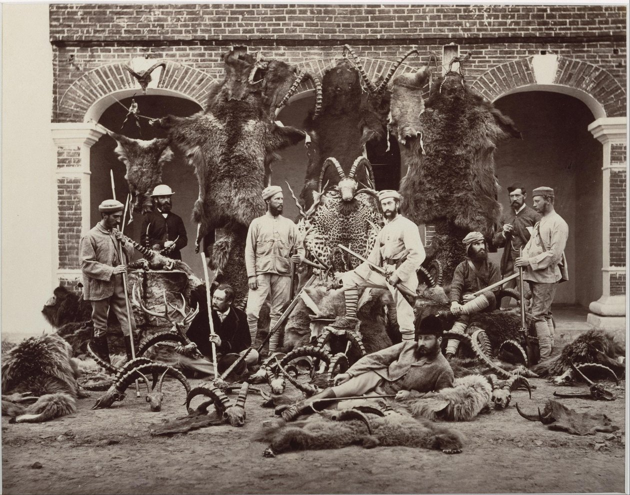 Cacciatori e trofei, India da Samuel Bourne