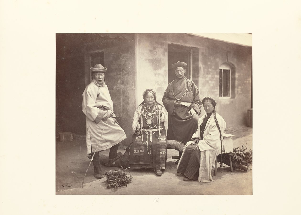 Darjeeling; gruppo di Bhutia da Samuel Bourne