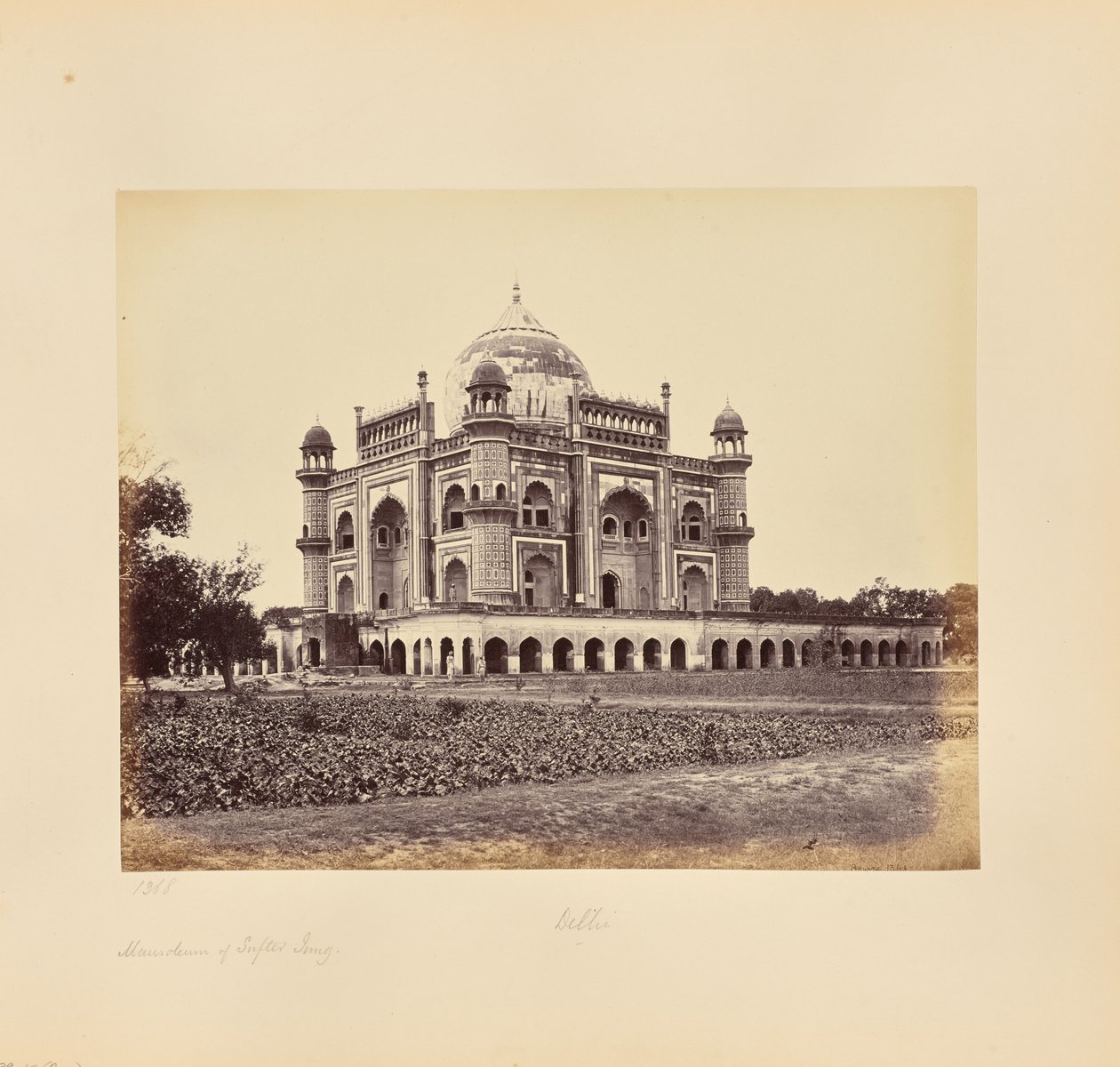 Delhi; Il mausoleo di Safdar Jung da Samuel Bourne