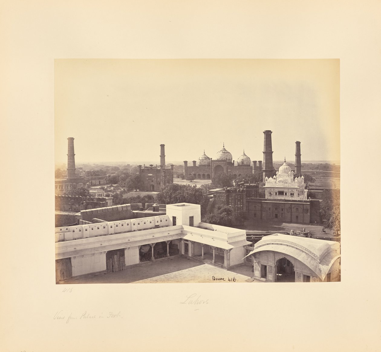 Lahore; veduta dal palazzo nel forte da Samuel Bourne