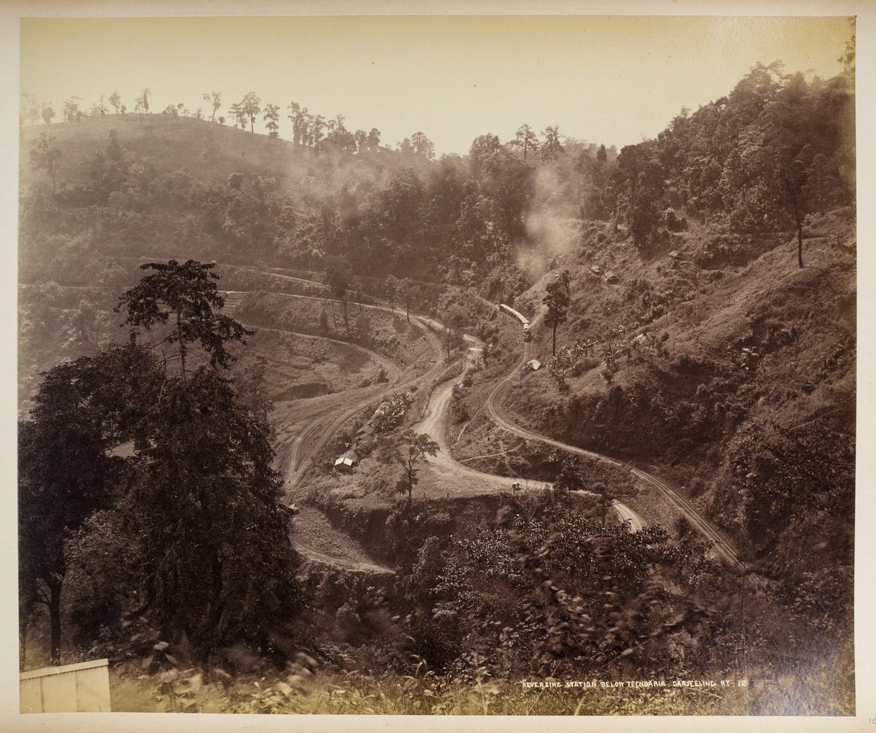Stazione di inversione sotto Teendaria, Darjeeling, da 