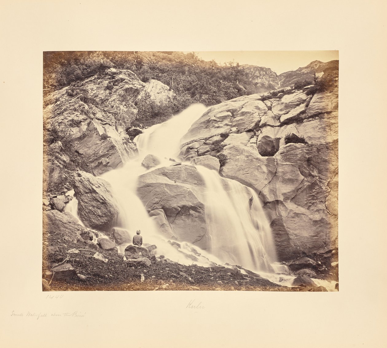 Piccola cascata sopra Prini, Kulu da Samuel Bourne