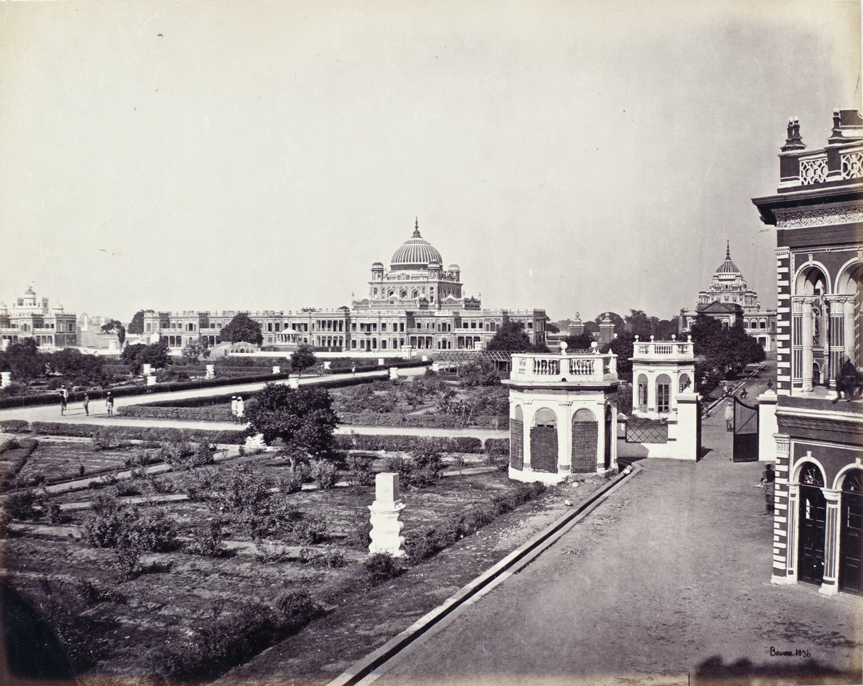 Veduta nel palazzo Qaisar Bagh da Samuel Bourne
