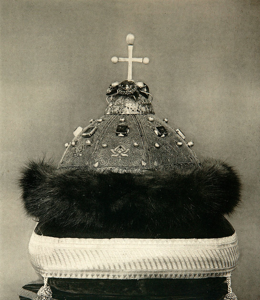 Il cappello di Monomakh, prima del 1884 da Scherer Nabholz and Co