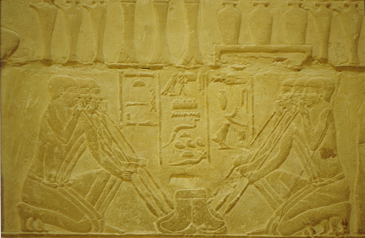 Antico Egitto, incisione murale, gioiellieri che fondono oro, Mastaba/Tomba di Merereuka, VI dinastia, Saqqara, Egitto da School Egyptian