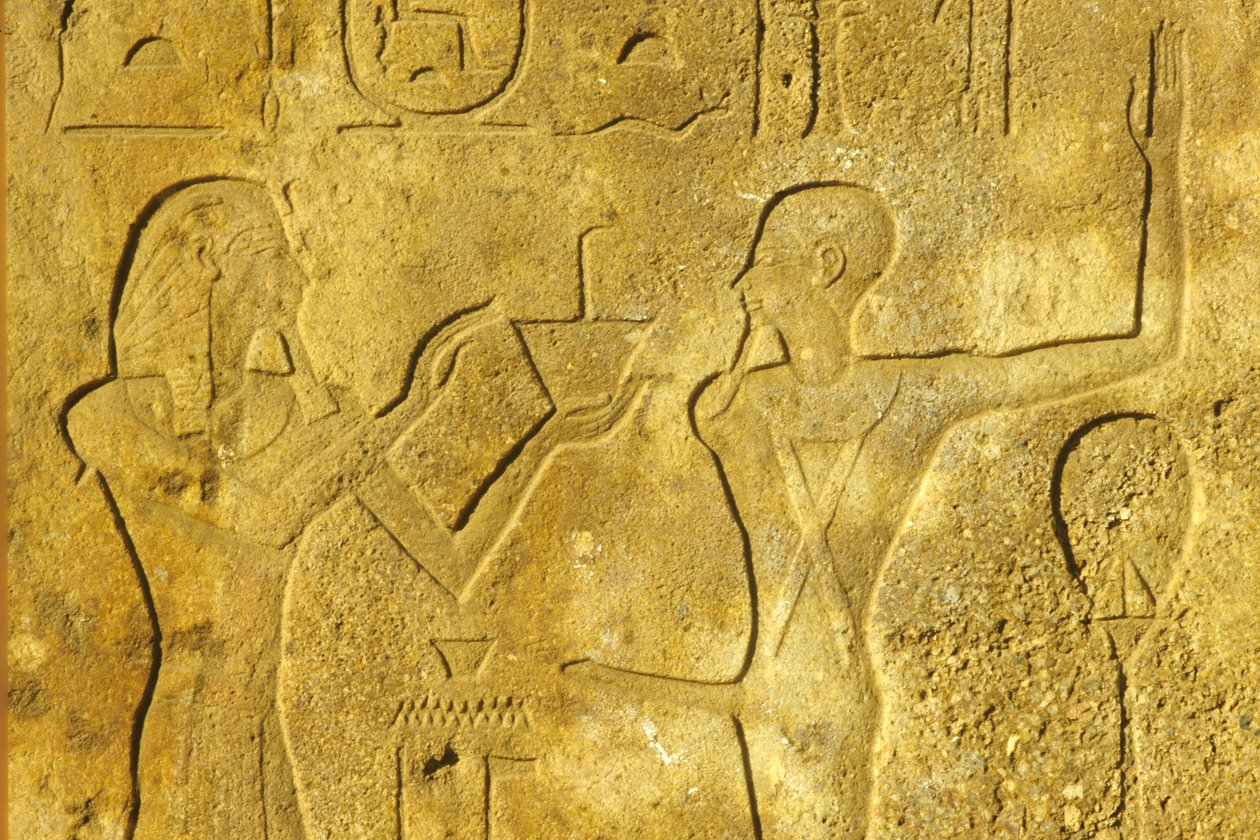 Antico Egitto, Pittura/scultura murale, Tempio di Karnak/Luxor, Hatshepsut offre incenso al Dio Min da School Egyptian