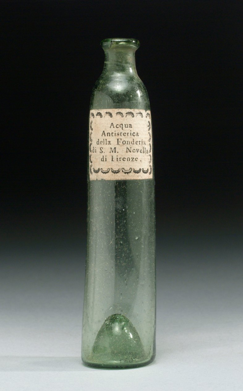 Bottiglia che conteneva acqua anti-isteria, dalla Fonderia di Sua Altezza Reale, Officina Profumo, Farmaceutica di Santa Maria Novella, Firenze, c.1850-1920 da School Italian