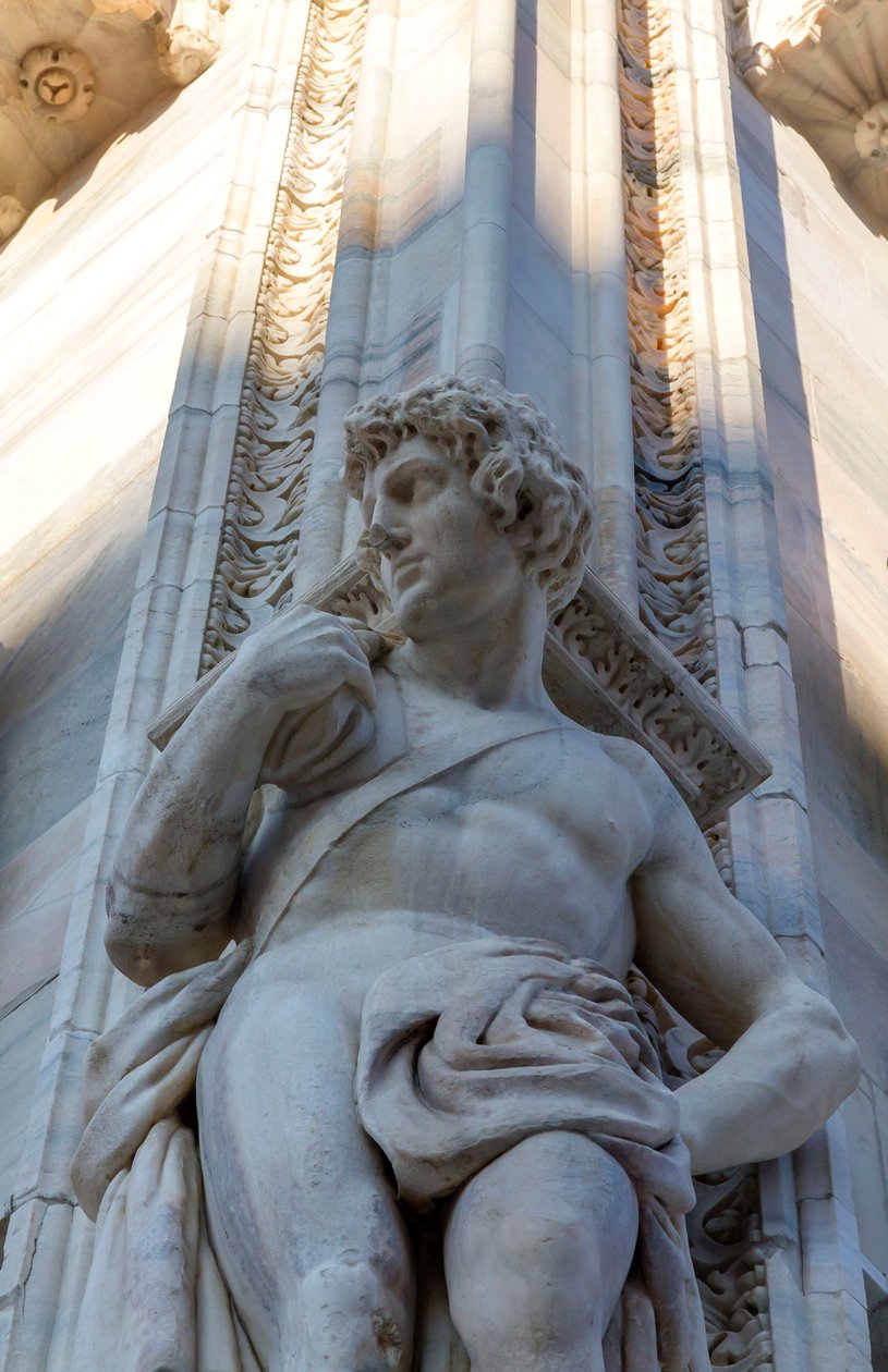 Telamone della facciata del Duomo di Milano, Lombardia, Italia (dettaglio) da School Italian