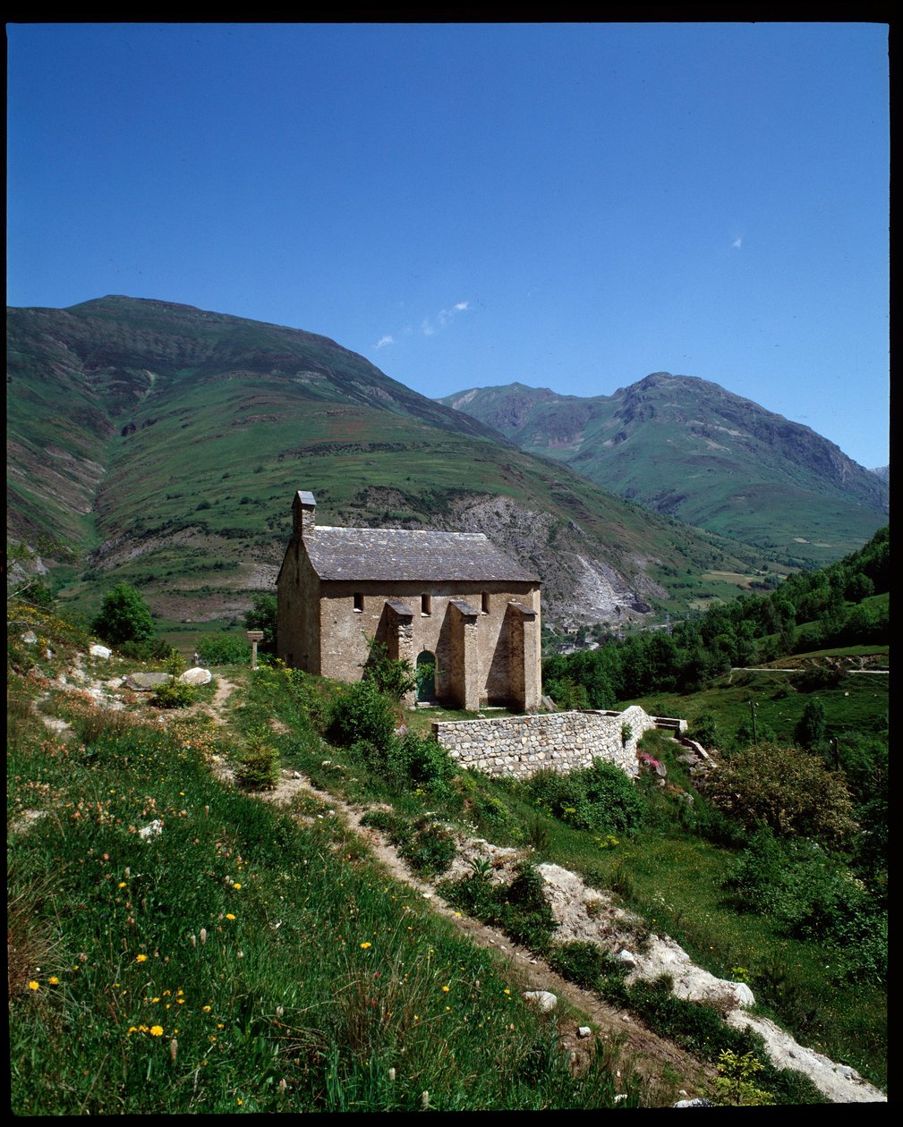 Vista della cappella di San Pelegrin, Arties da School Spanish