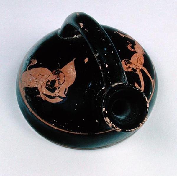 Askos a figure rosse attiche, da Tomba II a Nymphaeum in Crimea, c.430 a.C. da Scythian