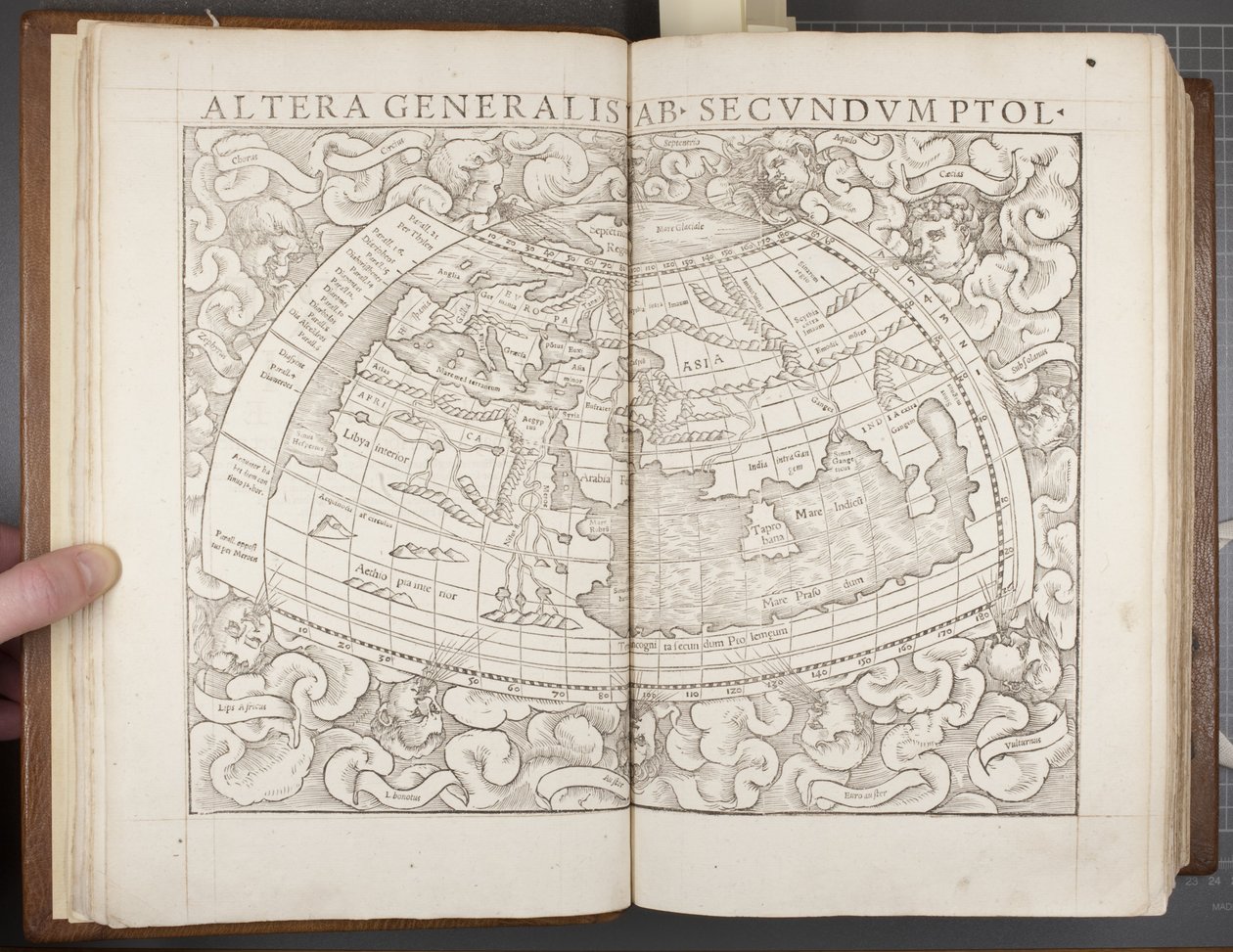 Globo, da Cosmographia, 1544 da Sebastian Munster
