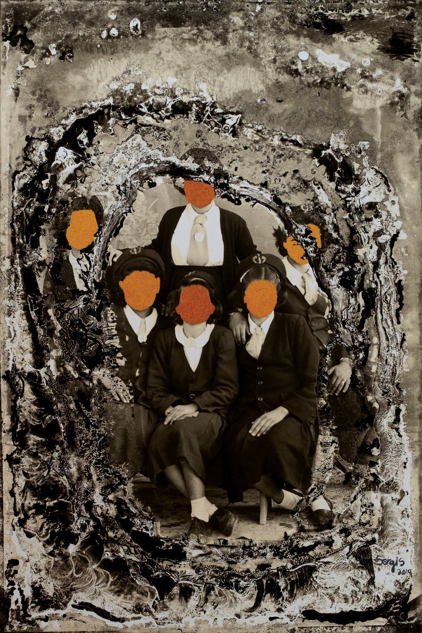 giorno della laurea, 2019 (tecnica mista) da Sergis Adamos