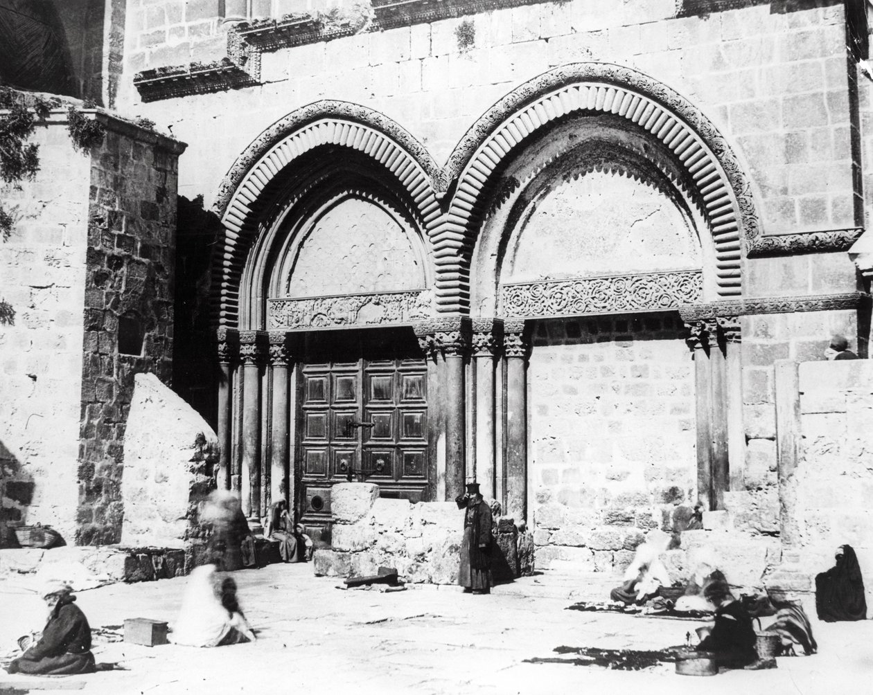 Ingresso alla Chiesa del Santo Sepolcro, 1865 da Sgt. James M. McDonald