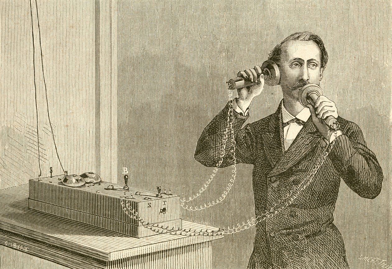 Un primo telefono. Da El Museo Popular pubblicato a Madrid da Spanish School