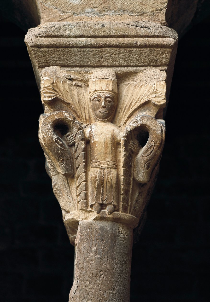 Capitello di una colonna, dalla Chiesa di Santa Maria de l