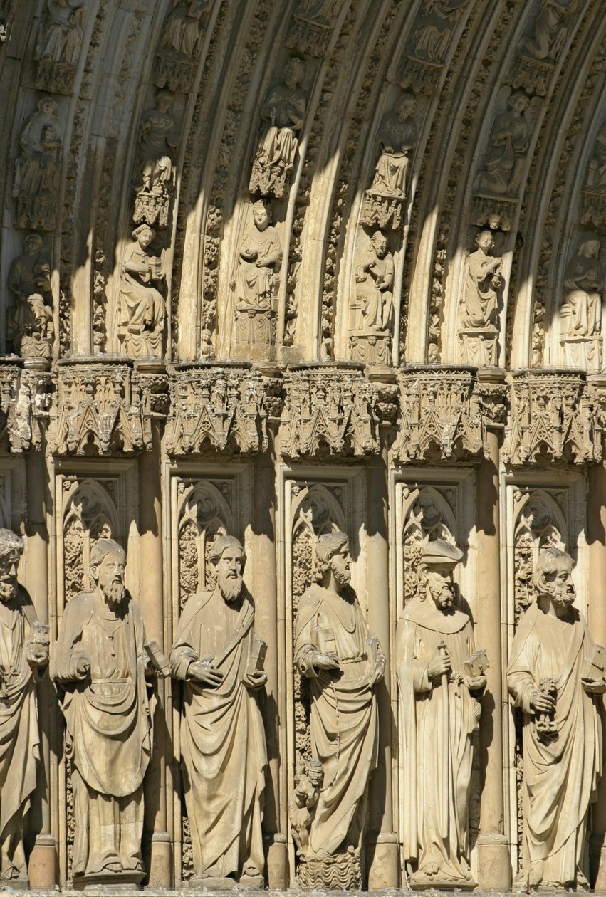 Dettaglio dal Portale del Perdono (Puerta del Perdon) portale centrale della facciata ovest della Cattedrale di Toledo, iniziato nel 1418 da Spanish School