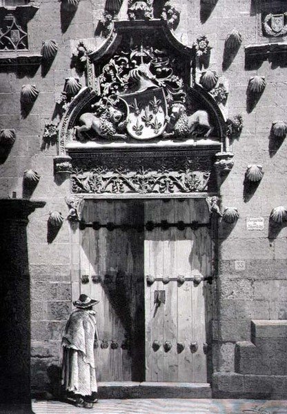 Porta della Casa de las Conchas, Salamanca da Spanish School