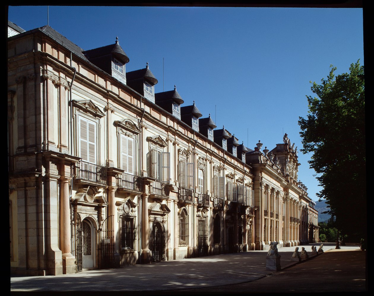 Vista del Palazzo Reale da Spanish School