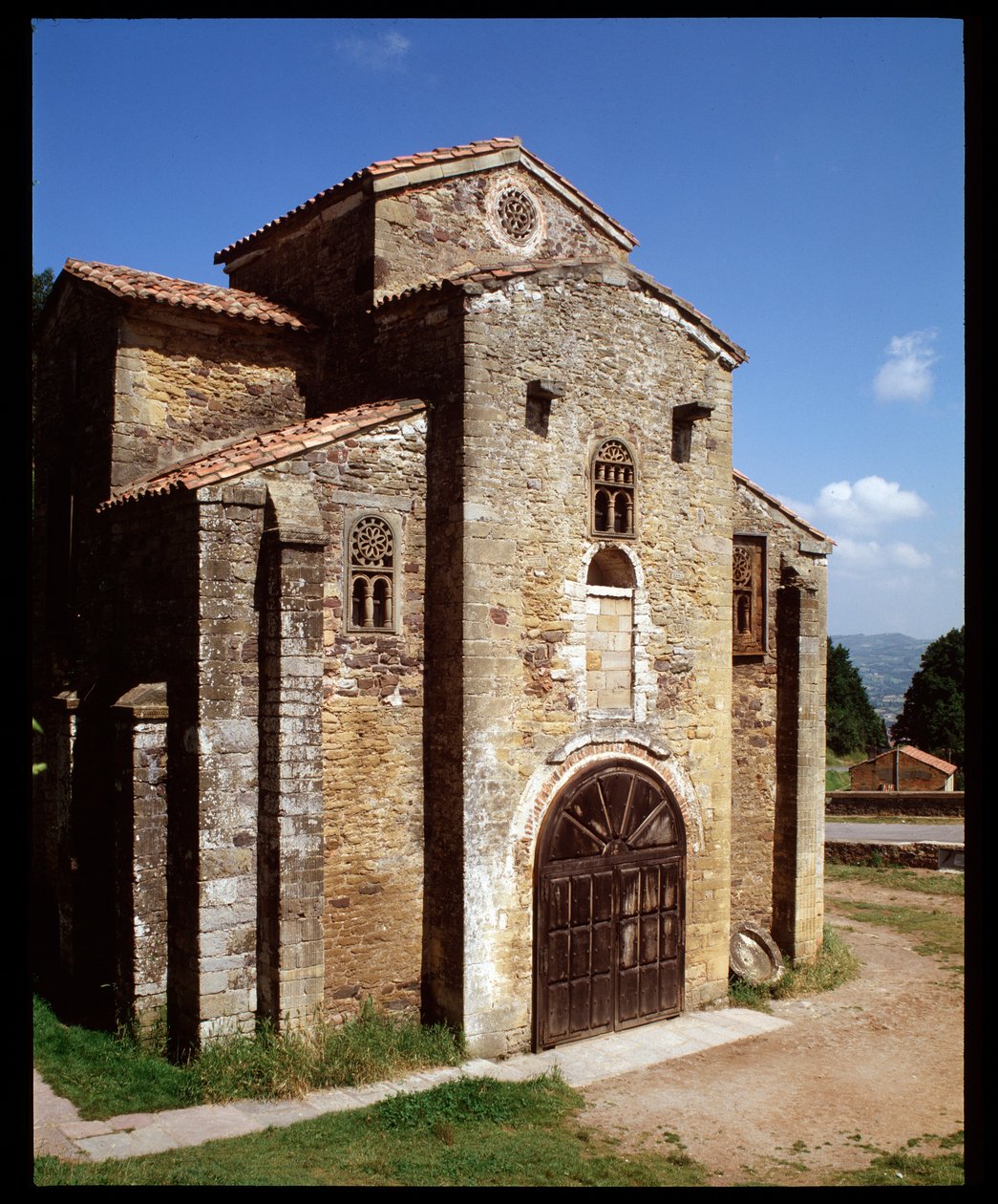 Veduta della chiesa da Spanish School