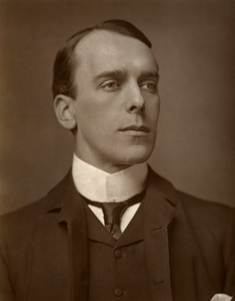 ES Willard, attore britannico da St James