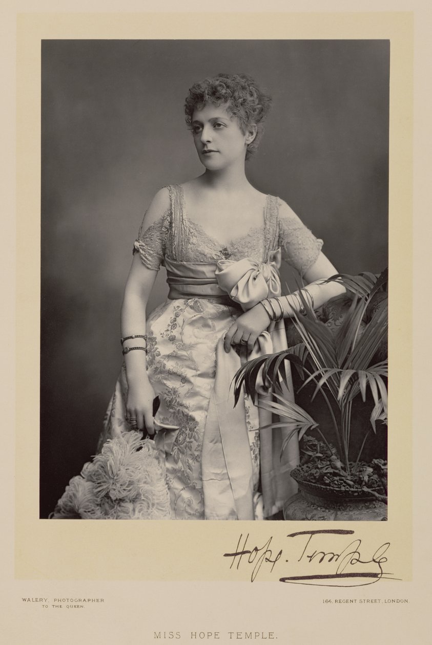Miss Hope Temple, ritratto fotografico da Stanislaus Walery